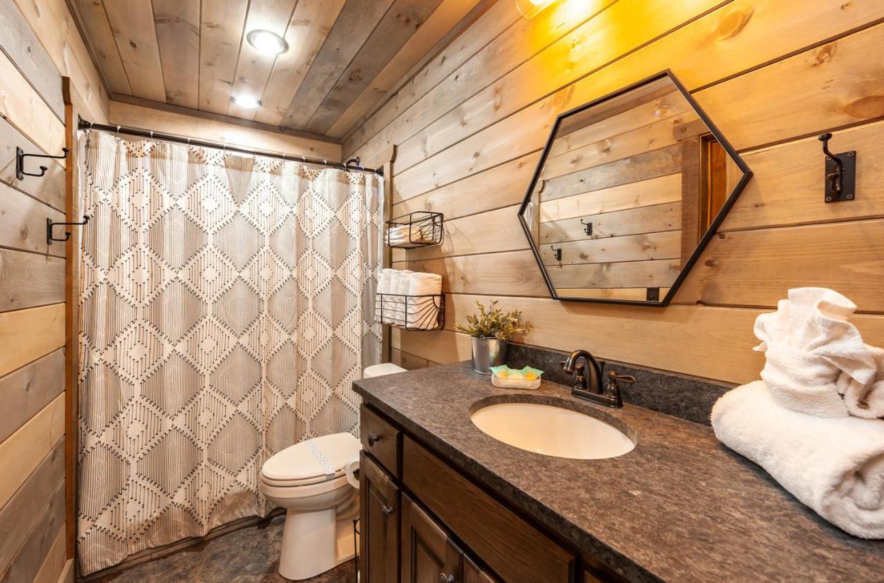 Splash Mountain Pool Hot Tub Theater Game Room Sevierville Εξωτερικό φωτογραφία