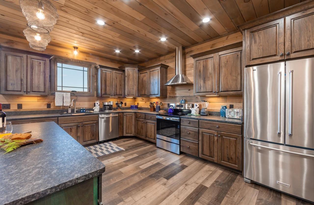 Splash Mountain Pool Hot Tub Theater Game Room Sevierville Εξωτερικό φωτογραφία