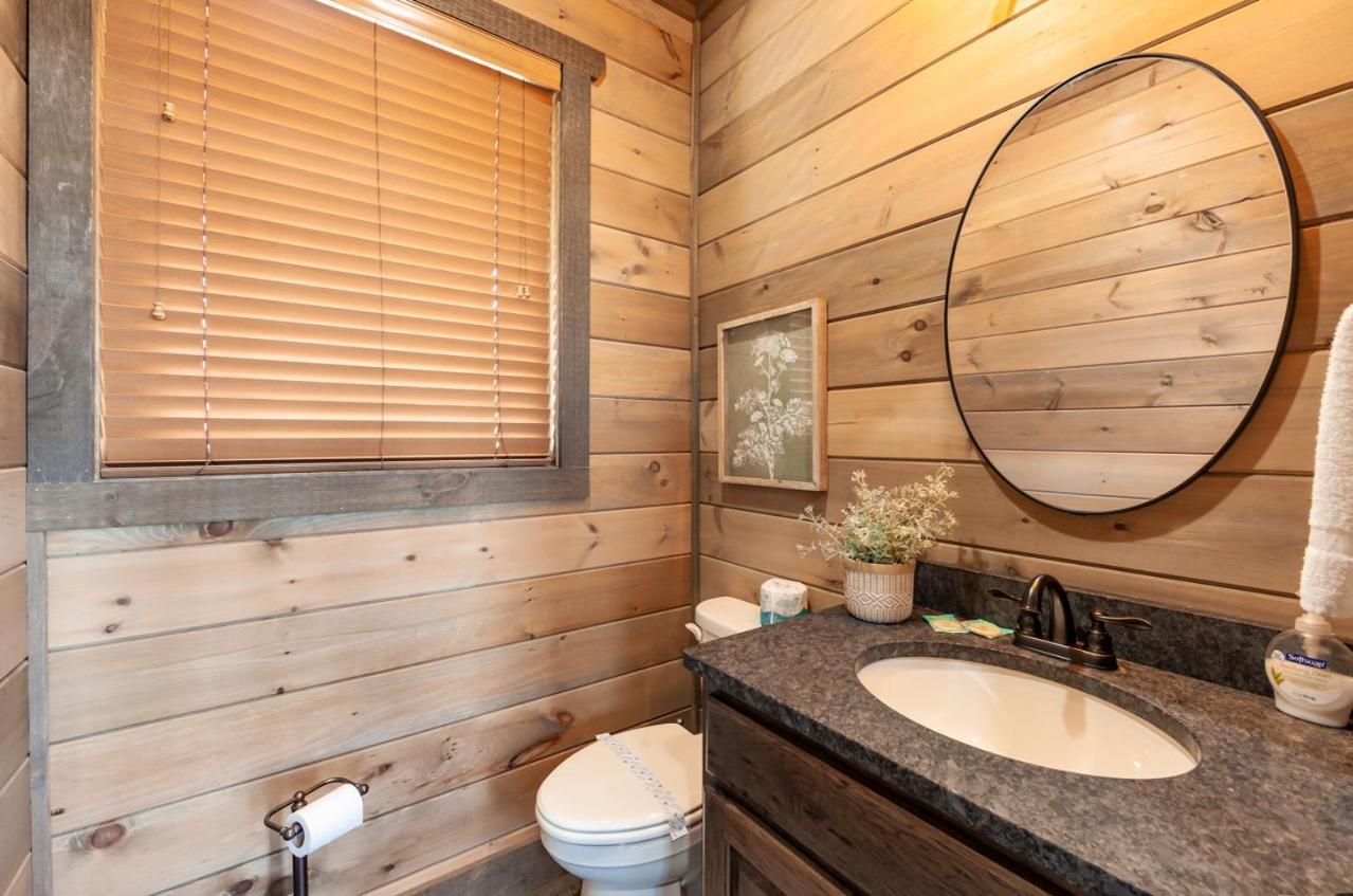 Splash Mountain Pool Hot Tub Theater Game Room Sevierville Εξωτερικό φωτογραφία